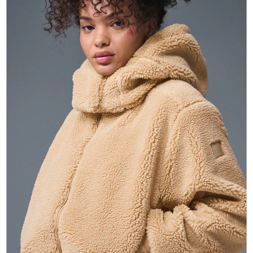 ALO Yoga Tan Teddy Jacket